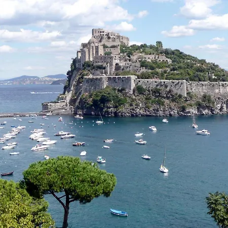 Appartamento In Lacco Ameno With Wifi